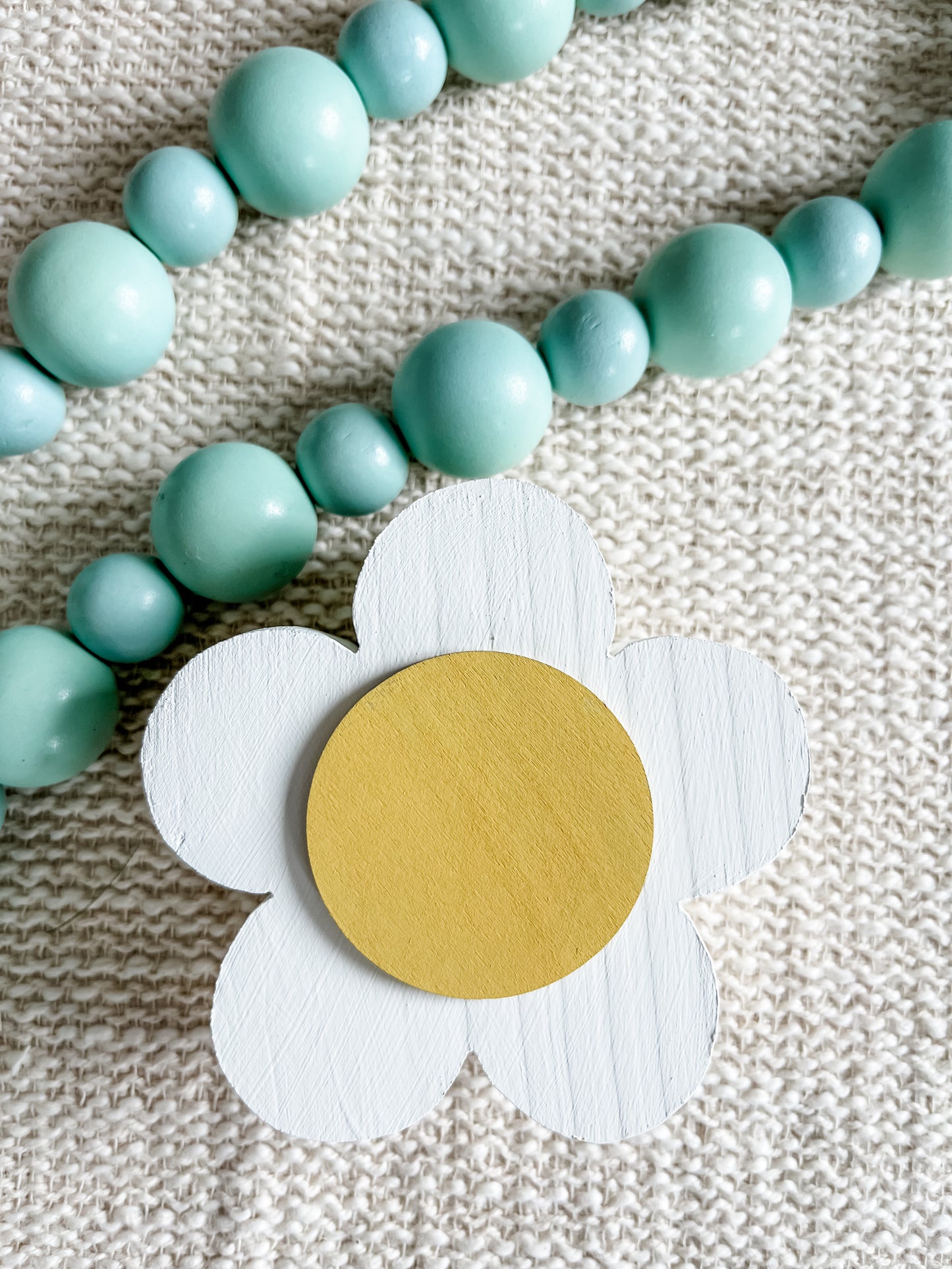 White Daisy Nugget - Small