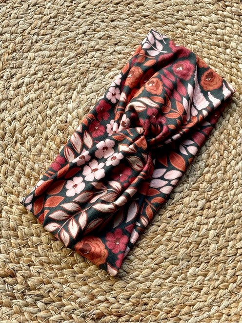 Charcoal Dried Floral Knit Twist Headband