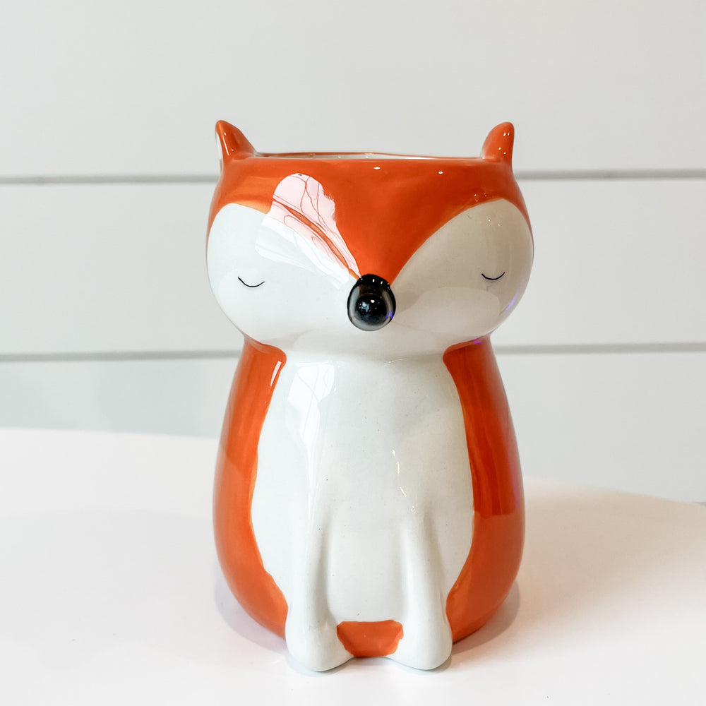 
                  
                    Sitting Fox Planter- Small
                  
                