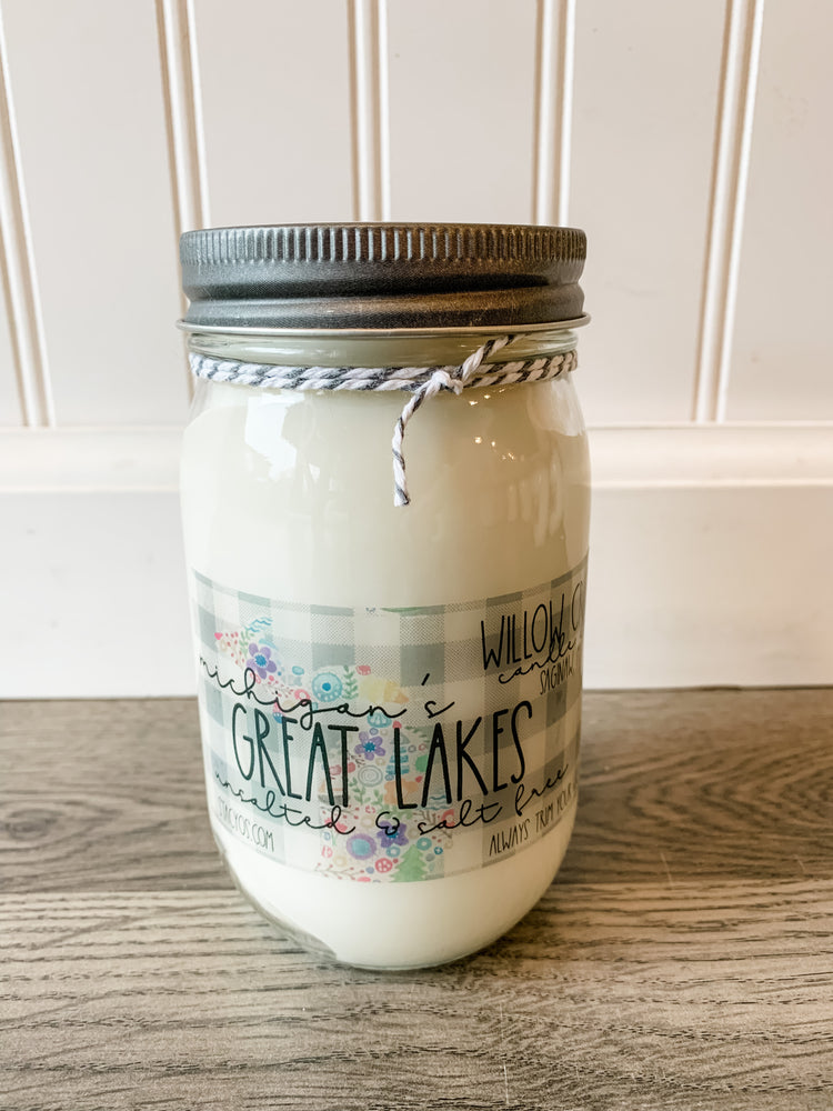 Great Lakes Unsalted & Shark Free / Soy Candle