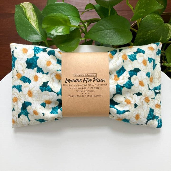 Magnolias Weighted Lavender Mini Pillow